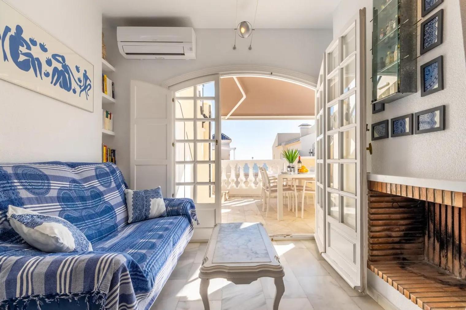 Amazing Penthouse On The Beach, Sea Views, Wifi, Airconditioning And Parking Torrevieja Bagian luar foto