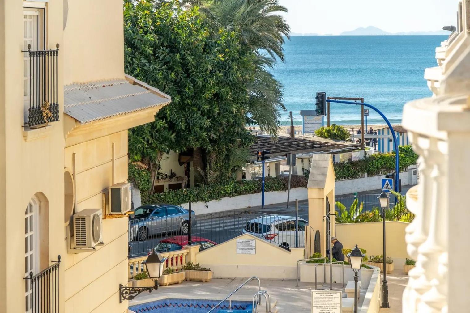 Amazing Penthouse On The Beach, Sea Views, Wifi, Airconditioning And Parking Torrevieja Bagian luar foto